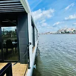 Houseboat Energyapart