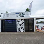 Апартаменты Houseboat *
