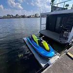 Apartment Houseboat Energyapart *