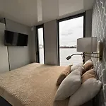 Apartment Houseboat Energyapart