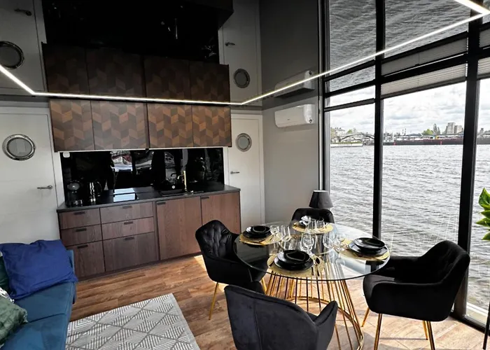 Houseboat Energyapart Apartamento Estetino