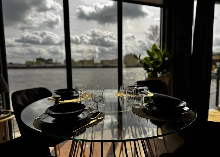 Apartamento Houseboat Energyapart *