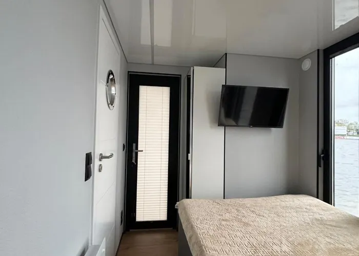 Apartment Houseboat Energyapart *