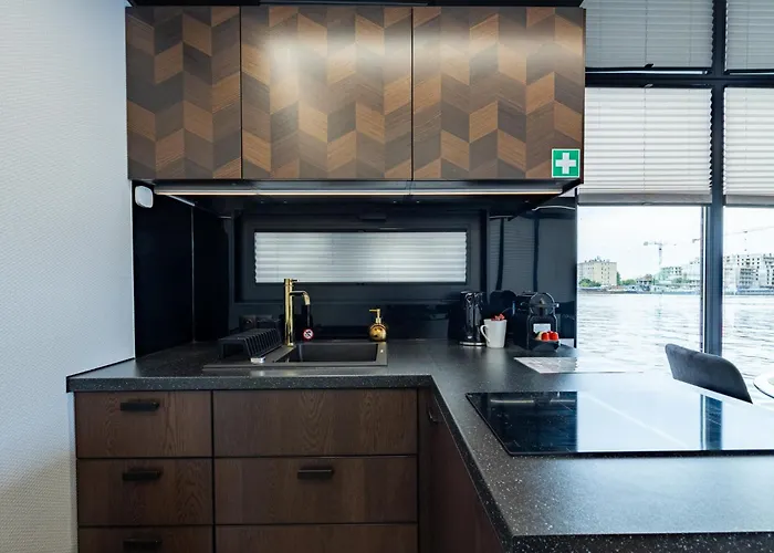 Houseboat Energyapart Apartment