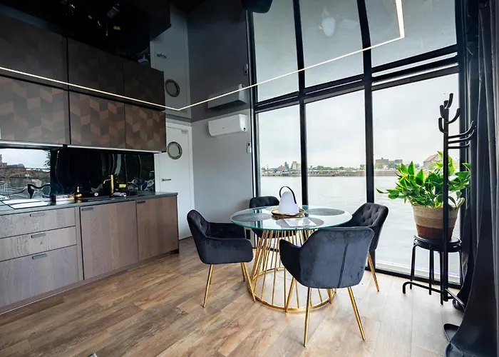 Houseboat Energyapart